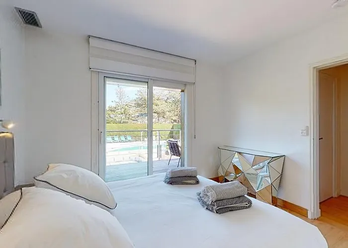 Amare Granville سان-بير-سور-مير